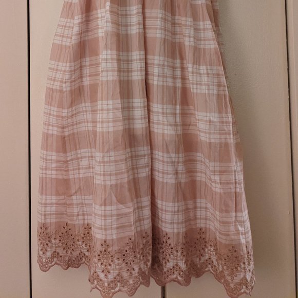 Blush Pink Dress - Picture 6 of 7